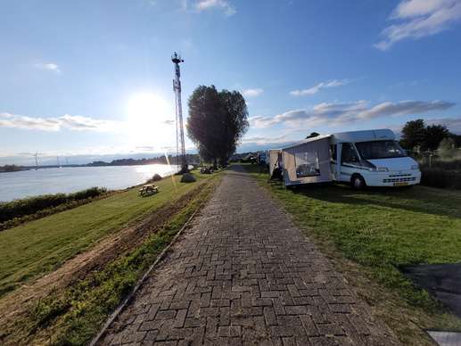 camping-de-oude-maas-recreatiepark