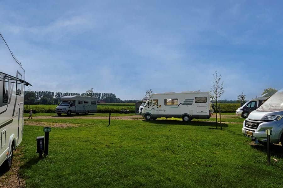 Camper op camperplaats