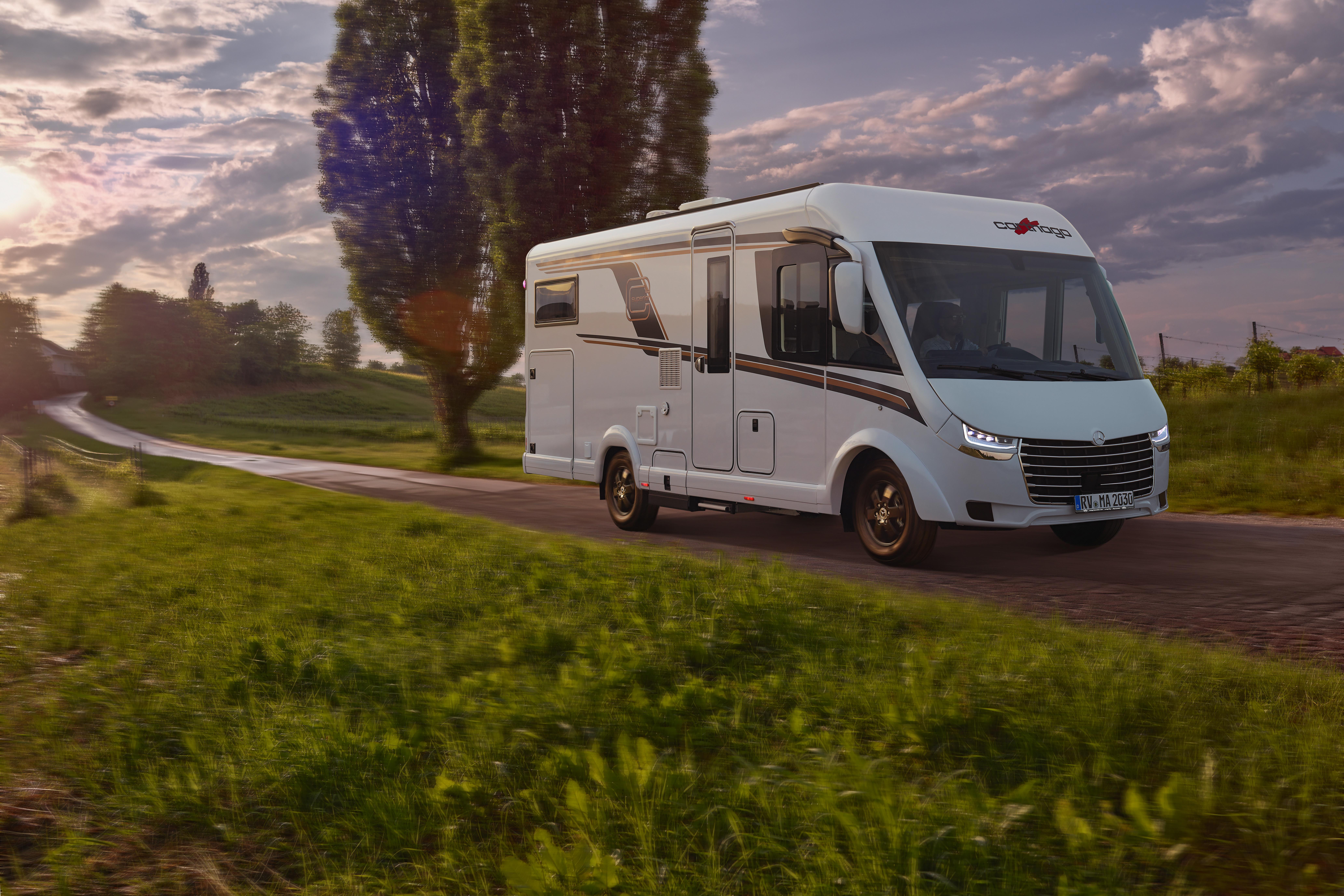 Carthago tart camperwetten met nieuwe c-tourer integraal en halfintegraal