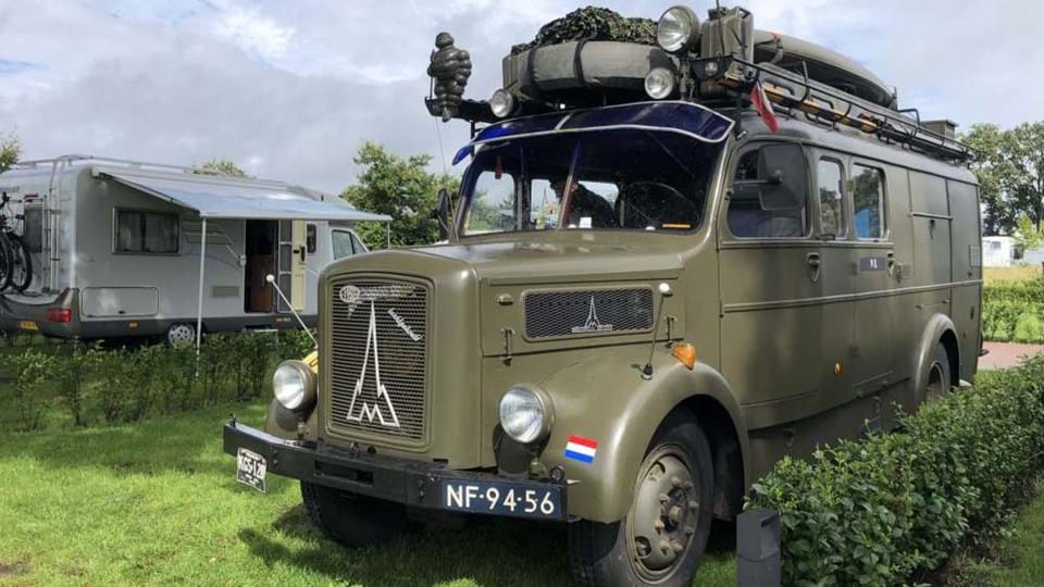 legertruck - camperplaats voor grote campers