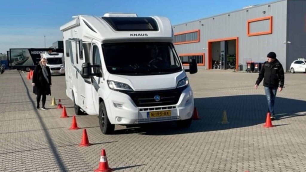 xr:d:DAFgWbhmLsw:12,j:45326240482,t:23041710