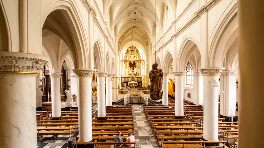 De mooiste dorpen van Midden-Limburg - Abdijkerk
