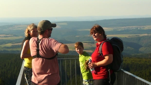 rheinland-pfalz-en-saarland-uitzicht-terras