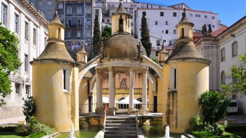 spanje-en-portugal-coimbra-klooster-manga-fontein-en-kapellen-klooster-van-baskenland-tot-de-algarve