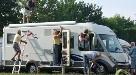 Camper schoonmaken
