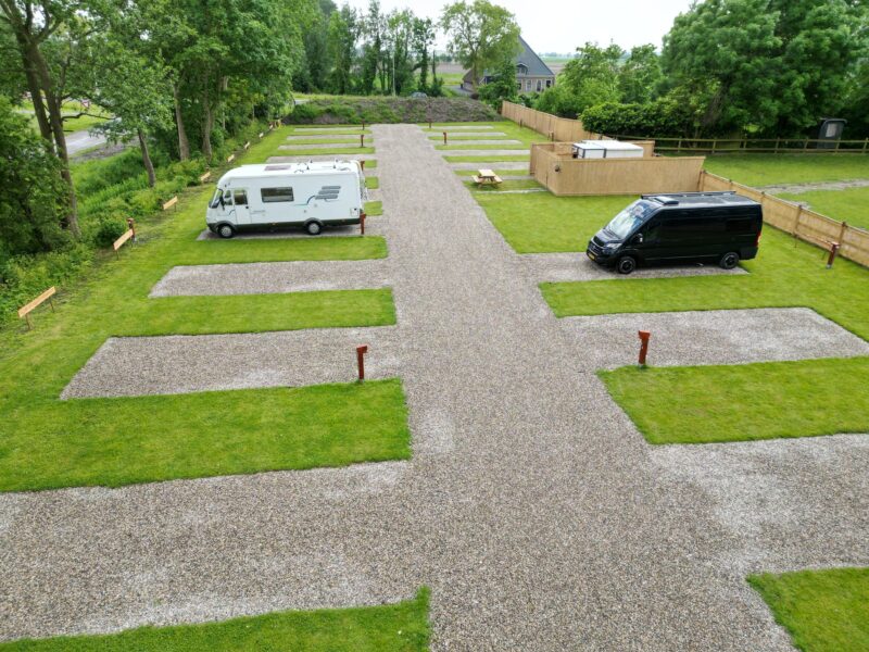 077 DJI_0046 camperplaats Sint Annaparochie (1)