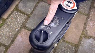 Goed op druk brengen of druk controleren met bandenpomp