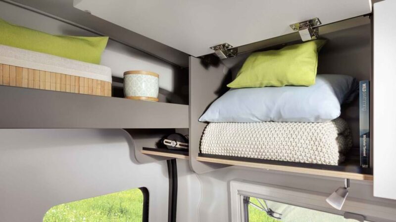 innovan-ford-590-haengeschraenke