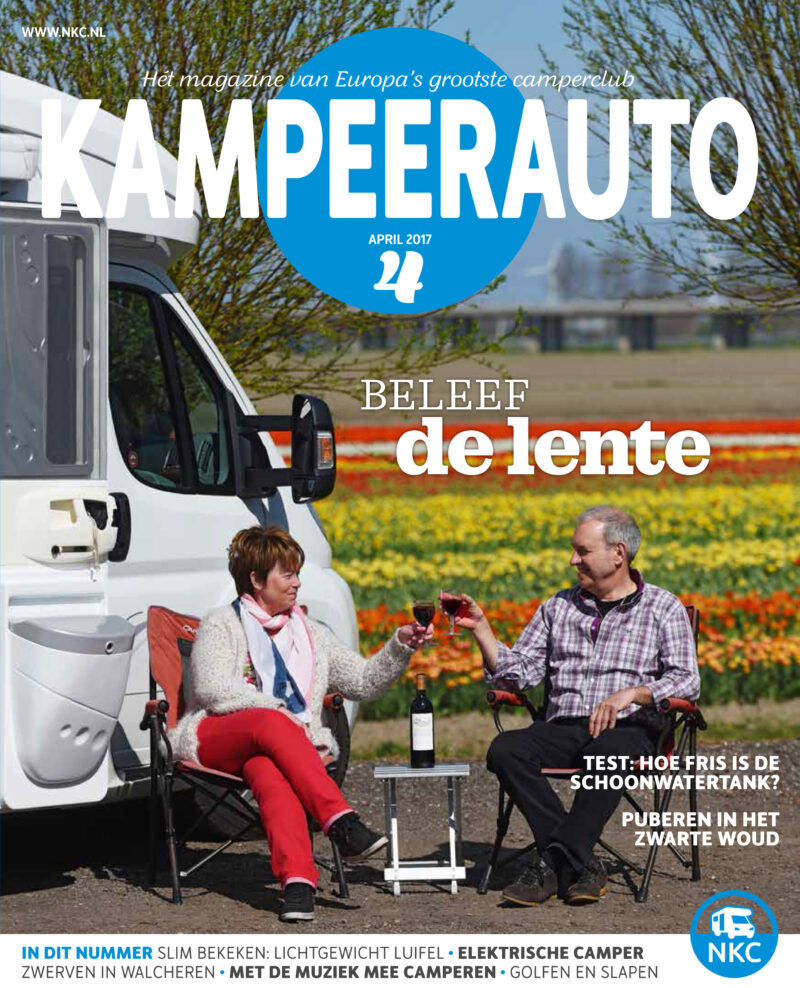 Cover Kampeerauto 4-2017