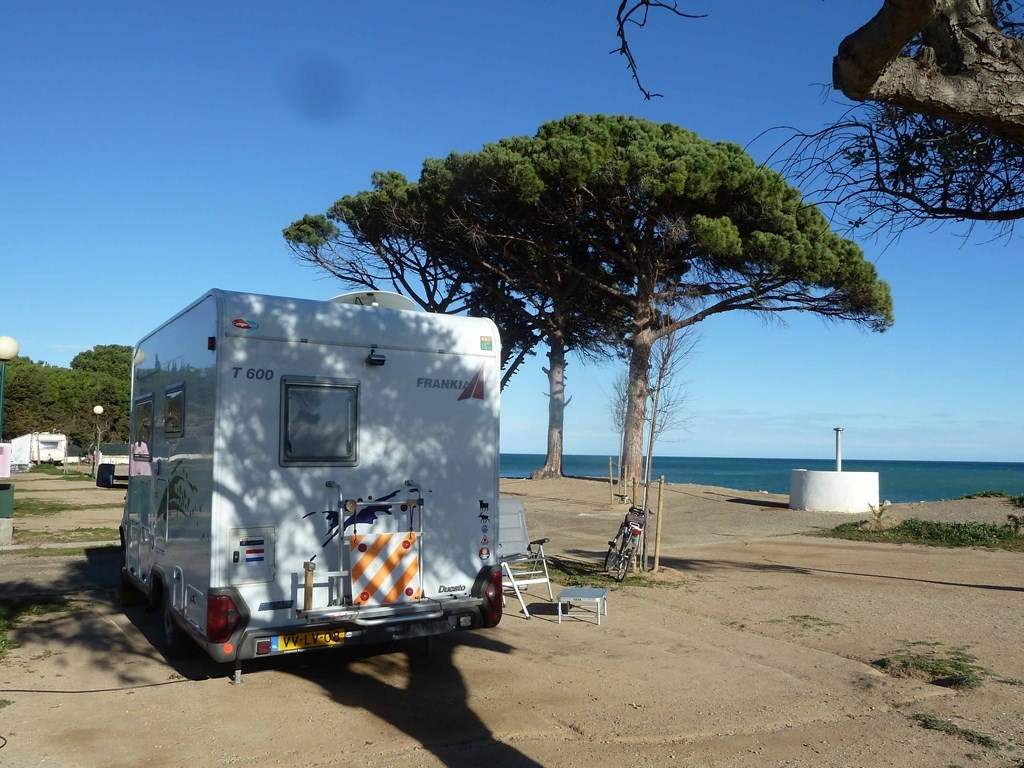 Spanje camper aan zee
