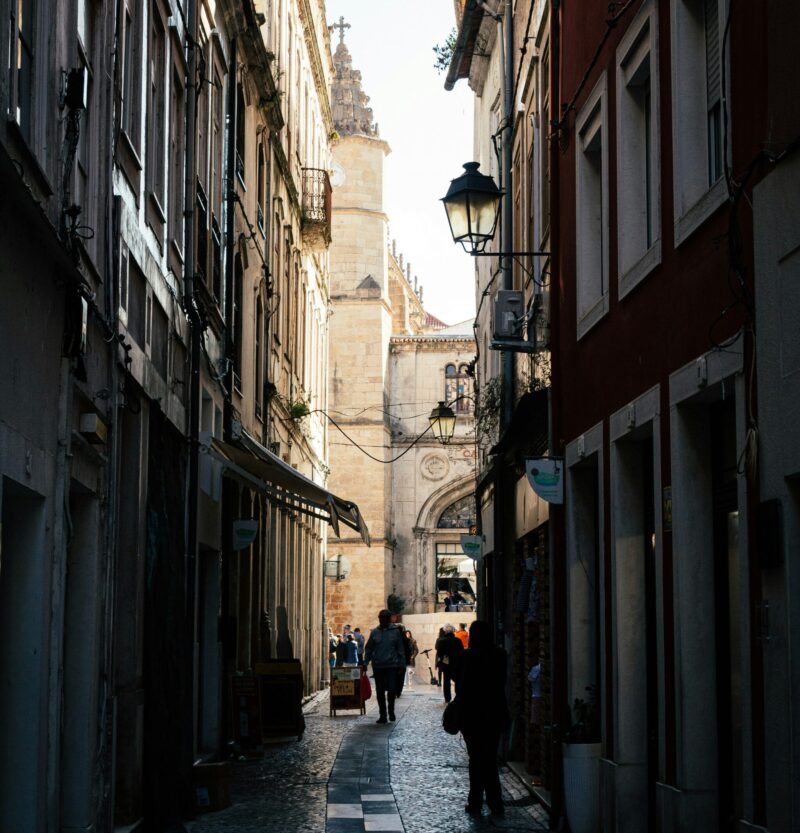 edgar-8Tv0n6c35FI-unsplash coimbra portugal