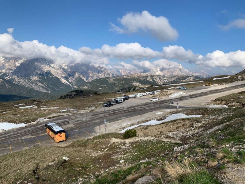 Met de camper naar de Dolomieten. Je kunt er heerlijk wandelen.