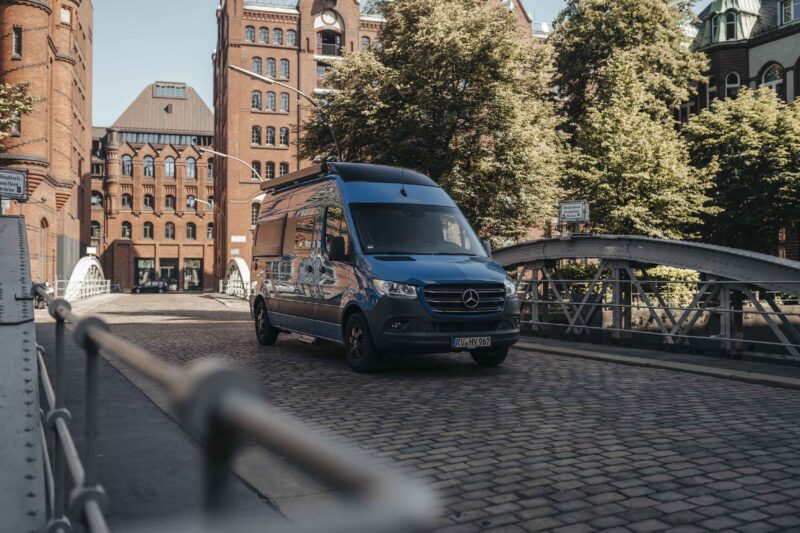 hymer_free_s_blue_evolution_urban