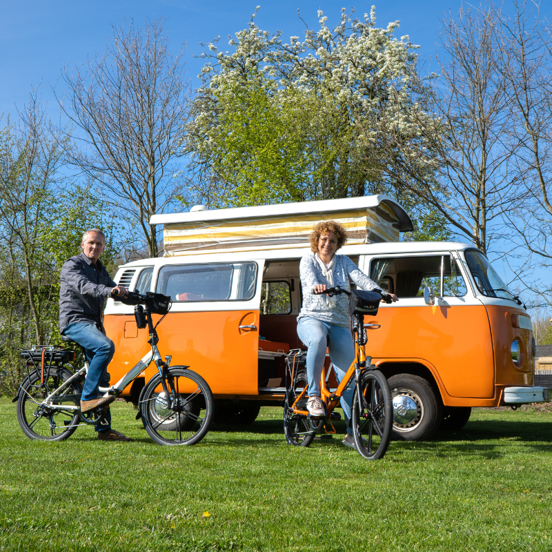 Lacros fiets bij camper