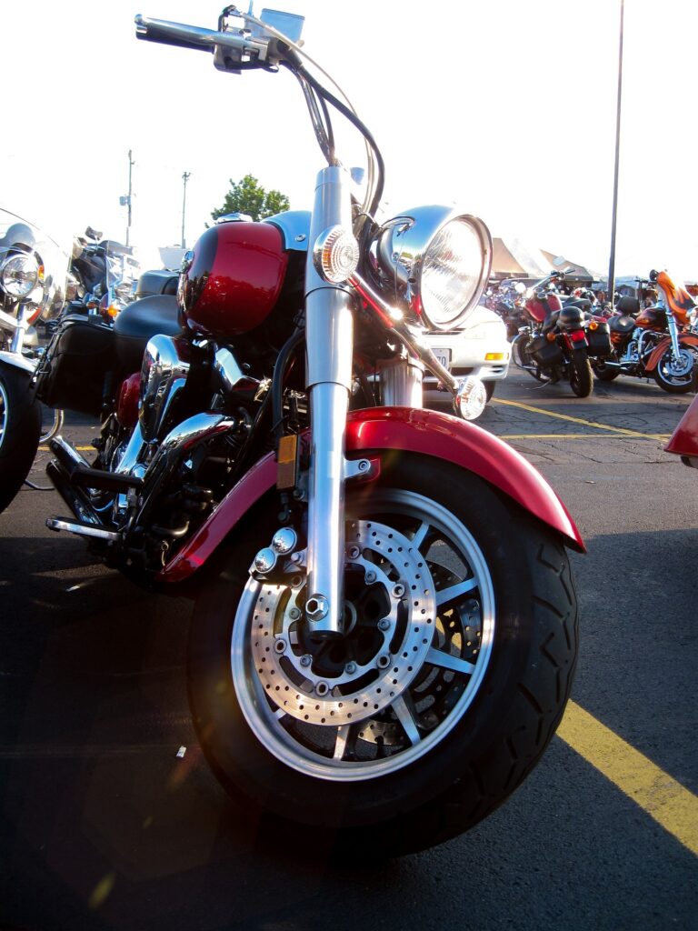 motorcycle-68291_1920