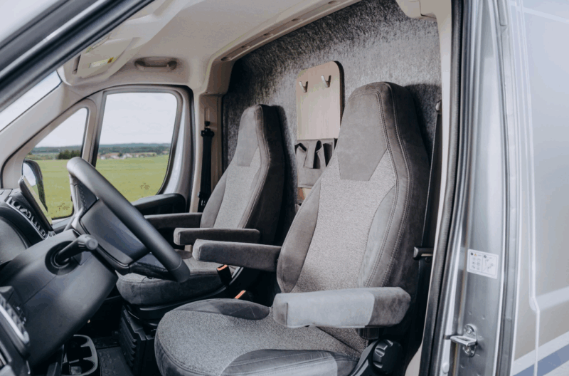 Carado CV541 Pro - cabine