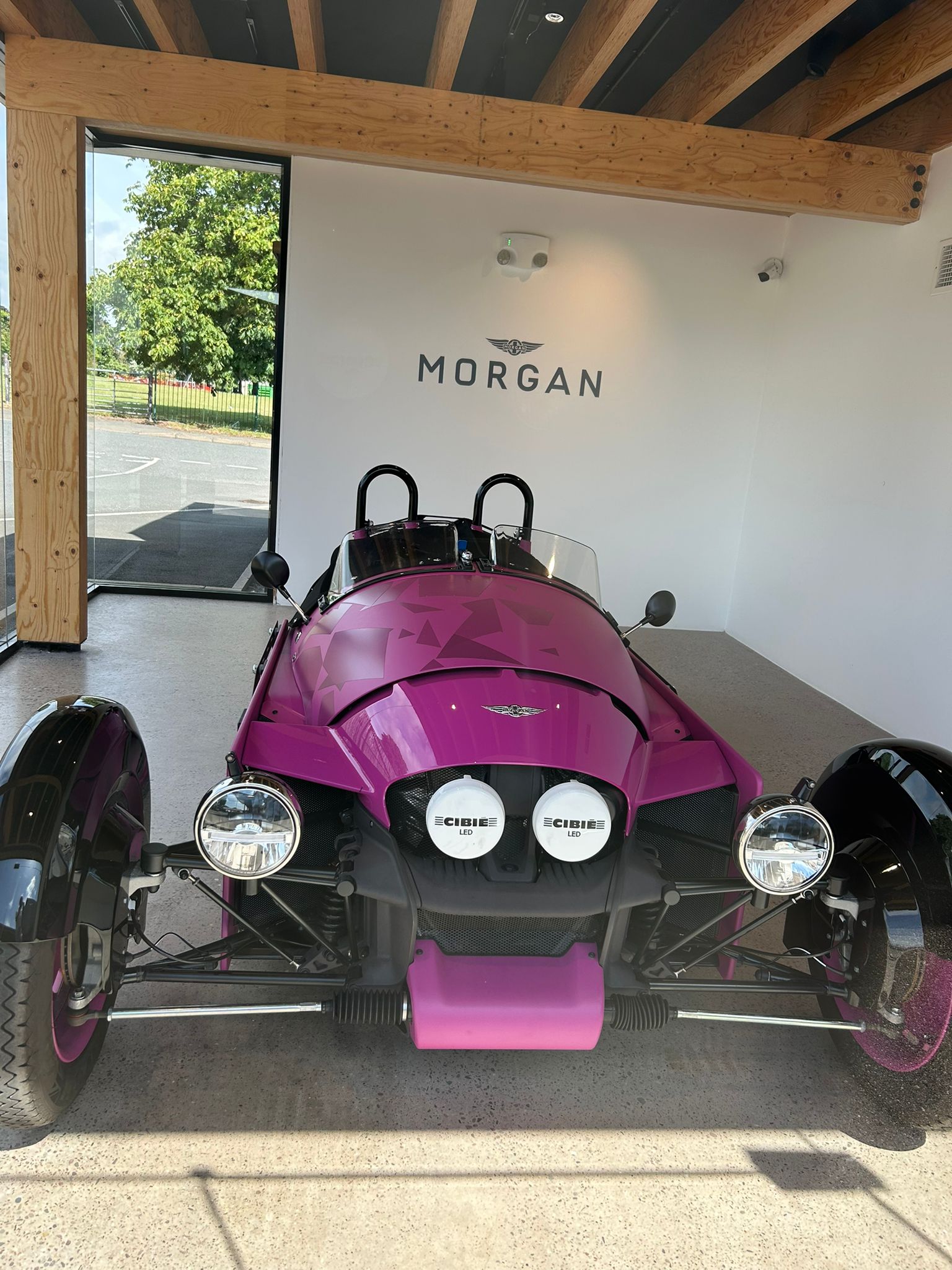 3A. Groot-Brittannië -Engeland- Morgan Experience Centre – Typisch Brits 2026-098