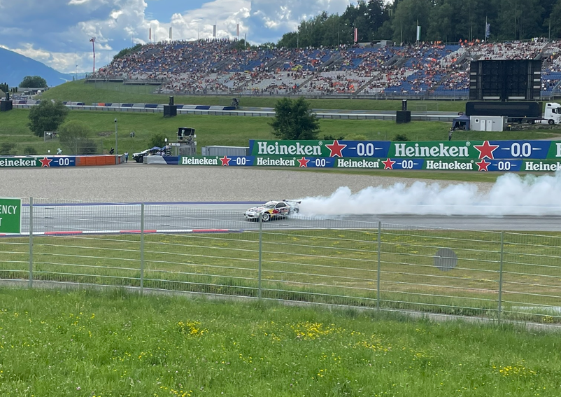 Slippende auto spielberg