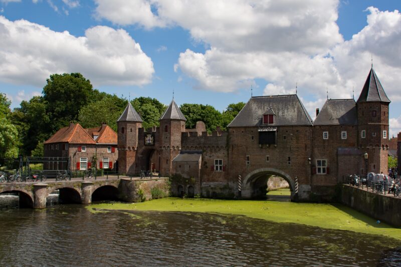 Koppelpoort een oude poort in de stad Amserfoort.