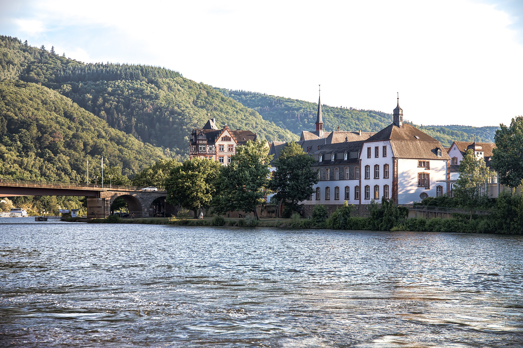 Duitsland Moezel Bernkastel-Kues - Alain meier(CC BY-SA 4.0) via Wikimedia Commons