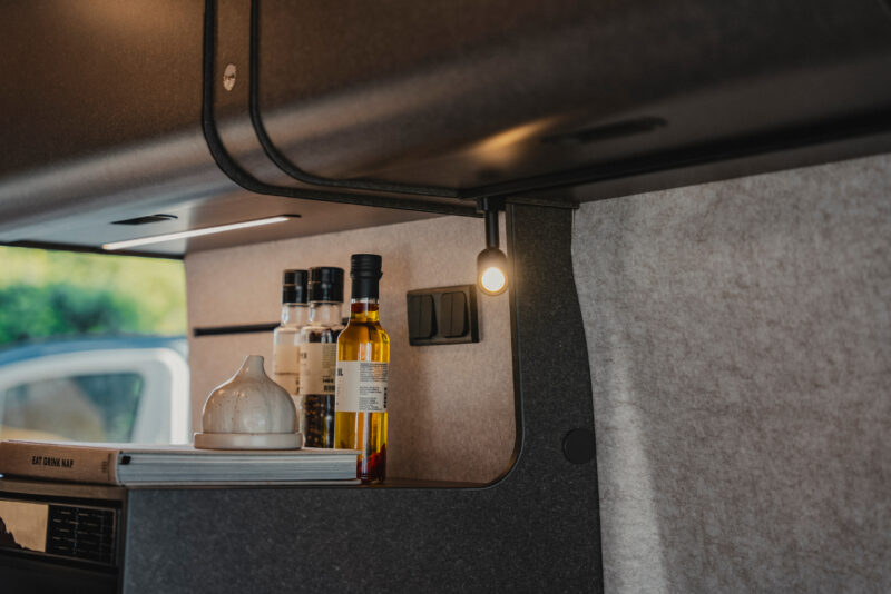 hymer_redwood_kuechenlicht-c-hymer-gmbh-co.-kg