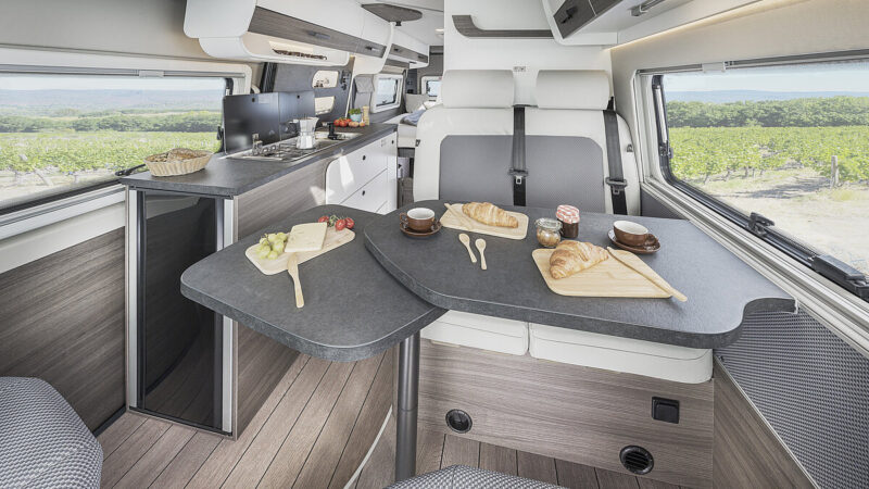 Vantourer interieur